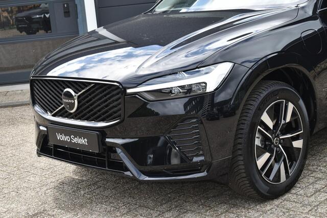Volvo XC60 T6 Plug-in hybrid AWD Plus Dark | Head Up Display | 360 Graden Camera | Panoramisch Schuif-/Kanteldak | All Season banden | Google Navigatie | Semi Elektrische Trekhaak | Adaptieve Cruise Control | BLIS |