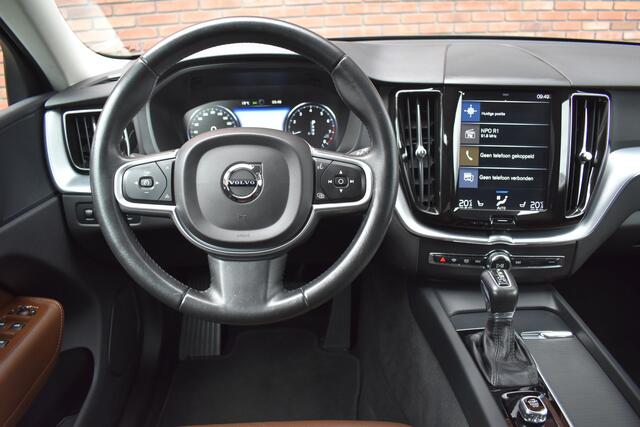 Volvo XC60 T5 252PK Momentum | Plus Line | Trekhaak | 20'' |