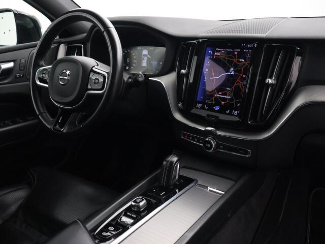 Volvo XC60 2.0 RECHARGE T6 340 PK R-DESIGN + 22 INCH LMV | TREKHAAK | PANORAMA | HK | STOELVENTILATIE