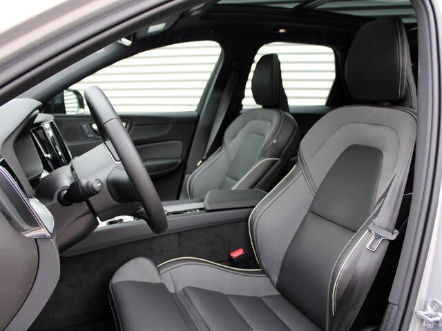 Volvo XC60 T6 AWD Plug-in hybrid Ultra Dark Automaat / Panoramadak / Head up display / 360* camera / Privacy Glass / Harman Kardon audio / 21" velgen
