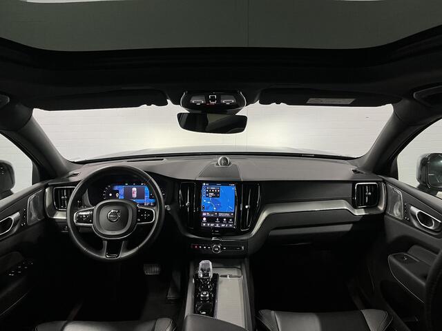 Volvo XC60 2.0 T8 Plug-in hybrid AWD Ultimate Dark *SOH 97%* Luchtvering | Trekhaak | Open dak | Bowers & Wilkins | Adapt. cruise | Stoel-/stuurverwarming | 360 camera | Head up