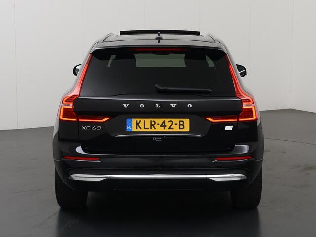 Volvo XC60 2.0 T8 Plug-in hybrid AWD Ultimate Bright | Panoramadak | Stoel/Stuurverwarming | Cruise Control Adaptief | Harman / Kardon | Elektr. Achterklep | 21"Lichtmetalen Velgen |