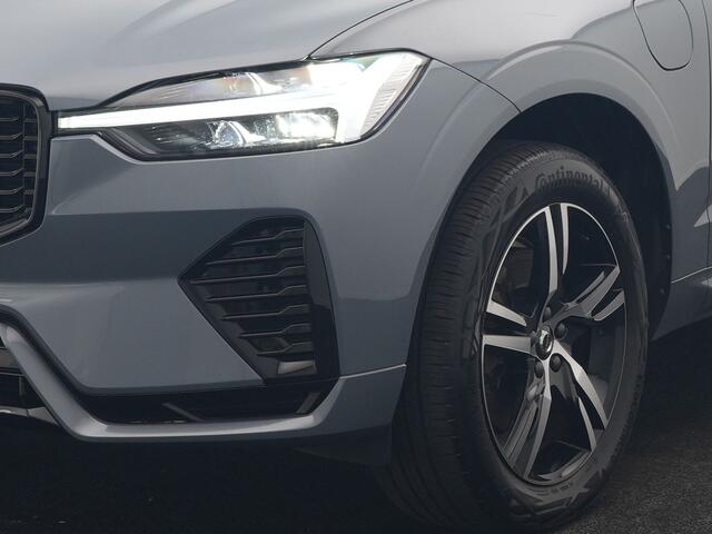 Volvo XC60 T6 AWD R-Design LONG RANGE PHEV 350pk Dealer O.H. | Panodak | Camera | Sportstoelen Memory & Verwarmd | Stuur Verwarmd | Google Assistent | Keyless | Cruise Control | Apple Carplay | DAB | Plug In Hybrid |