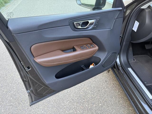 Volvo XC60 2.0 T8 Twin Engine AWD Inscription / AUTOMAAT / PANORAMADAK / LEER / CRUISE