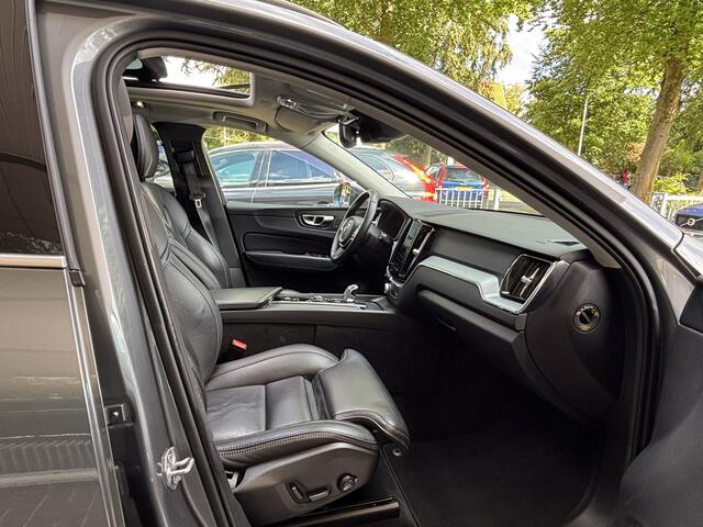 Volvo XC60 T8 AWD Pano 360 Keyless Stoelventilatie DAB Styling pack