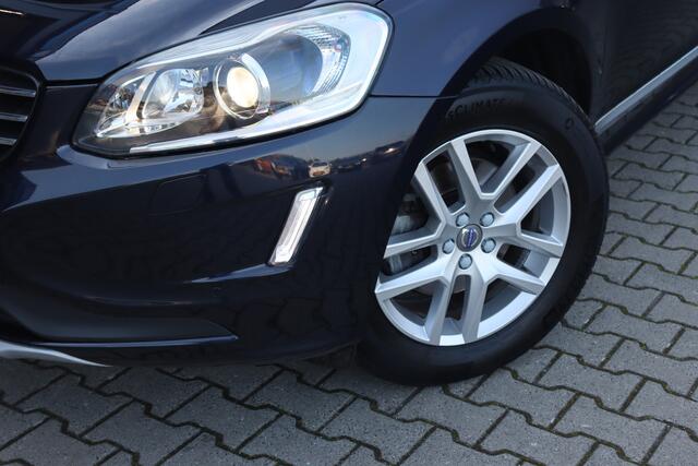 Volvo XC60 2.0 T5 FWD Polar+ | Trekhaak | Pano | Camera |