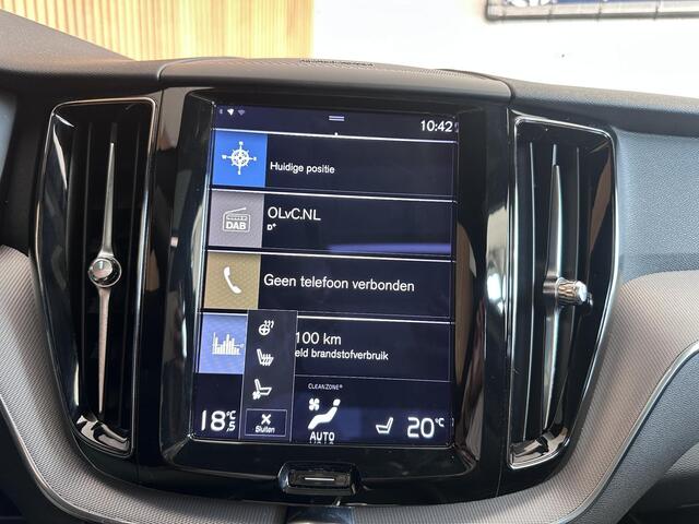 Volvo XC60 2.0 T6 Plug-in hybrid AWD R-Design Trekhaak | Pano | electrische stoelen