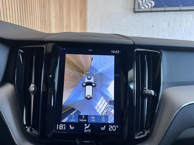 Volvo XC60 2.0 T6 Plug-in hybrid AWD R-Design Trekhaak | Pano | electrische stoelen