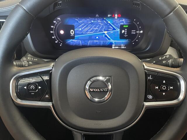 Volvo XC60 2.0 T8 PHEV AWD Long Range Ultra Dark Exec. Ed. Luchtvering/ Trekhaak 2250kg/ HUD/ 360 Camera/ Stoelverw + Koeling