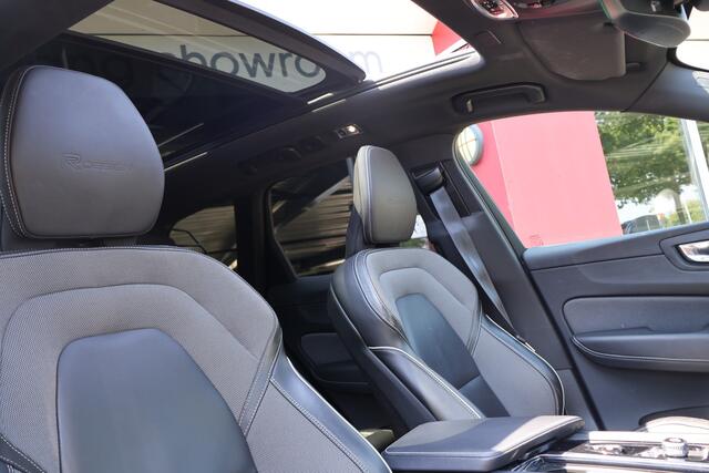 Volvo XC60 2.0 B5 AWD R-Design | HUD | Harman/Kardon | Panoramadak | 360* Camera | ACC |