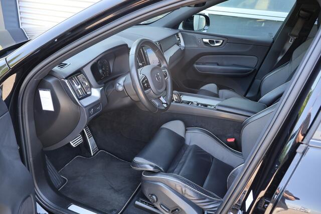 Volvo XC60 2.0 B5 AWD R-Design | HUD | Harman/Kardon | Panoramadak | 360* Camera | ACC |