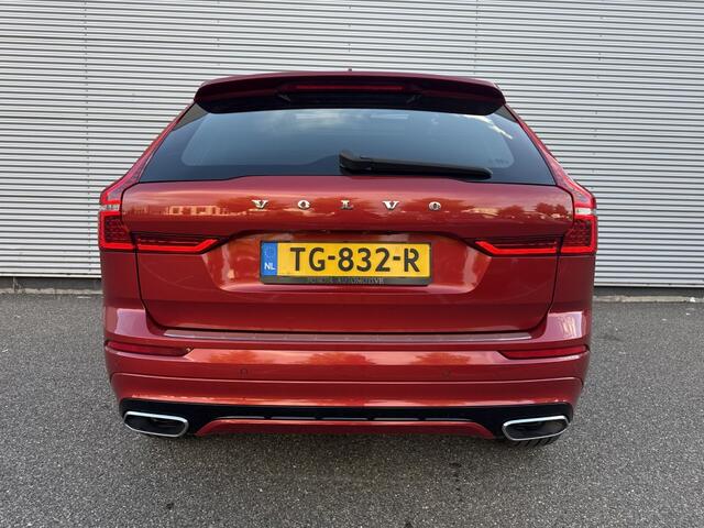 Volvo XC60 2.0 T8 TE AWD R-Design Pano Luchtvering Trekhaak HUD 1e eign.