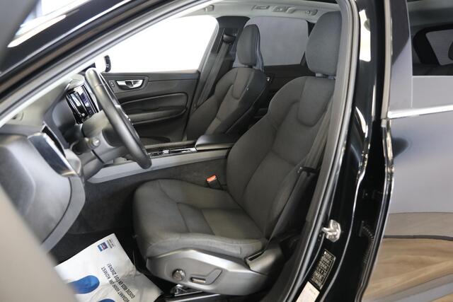 Volvo XC60 2.0 Recharge T6 AWD Inscription | Schuif- Kanteldak