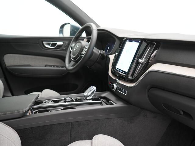 Volvo XC60 T6 AWD Plus Bright PHEV 350pk LONG RANGE Dealer O.H | Panodak | Adaptive Cruise | Tailored Wood Sportstoelen Memory & Verwarmd | Blis | Keyless | Apple Carplay | Google Assistant | Pilot Assist | Navigatie | Virtual | DAB | 21"L.M | Plug In Hybrid |