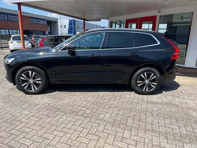 Volvo XC60 2.0 T4 190PK Momentum APPLE Carply/STOELVERWARMING/DEALER AUTO