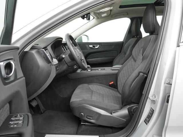 Volvo XC60 2.0 T6 Plug-in hybrid 350 pk AWD Core Bright | Pano | El. a. klep | Camera | LED | 18" | Keyless entry | Google Maps Navi