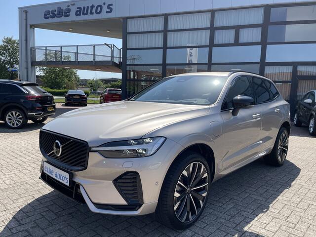 Volvo XC60 2.0 T6 Plug-in hybrid AWD Ultra Dark Luchtvering Bowers en Wilkins Audio Nappa Leder Massagestoelen Stoelventilatie 21 Inch Velgen 360 Camera Elektrische comfortstoelen Apple Carplay Android Auto Stuurverwarming Vol Opties Nieuwe Auto ! Incl. BTW