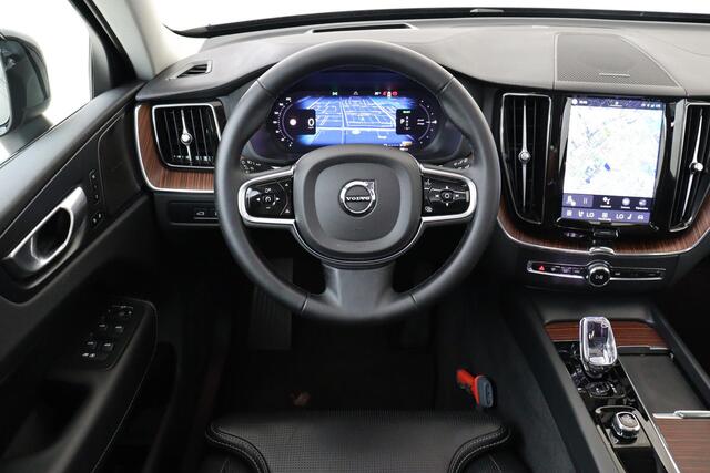 Volvo XC60 T8 PLUG-IN HYBRID AWD ULTIMATE DARK -PANO.DAK|HARMAN/KARDON|GEVENT.LEDER+MASSAGE|360°CAM|HEAD-UP DISP.|PRIVACY.GLAS|ADAP.LED|20"
