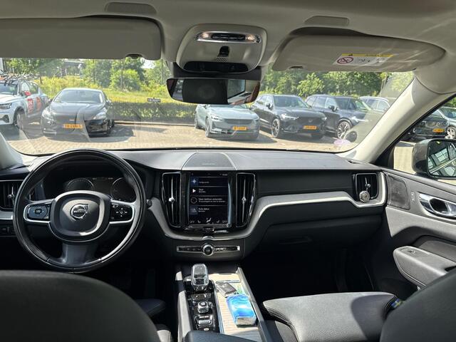 Volvo XC60 2.0 T6 Recharge AWD Inscription | Plug-in Hybrid (PHEV) | 360 Graden Camera | Panoramadak | Harman Kardon Audio | Trekhaak | Head-up Display | Keyless Entry | Elektrische Achterklep | Cruise Control Adaptief | BLIS | Navigatie
