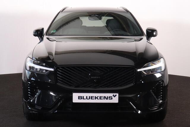 Volvo XC60 T6 Recharge AWD Plus Black Edition - Panorama/schuifdak - IntelliSafe Assist & Surround - 360º Camera - Harman/Kardon audio - Adaptieve LED koplampen - Verwarmde voorstoelen, stuur & achterbank - Parkeersensoren voor & achter - Elektr. bedienb. voorstoele
