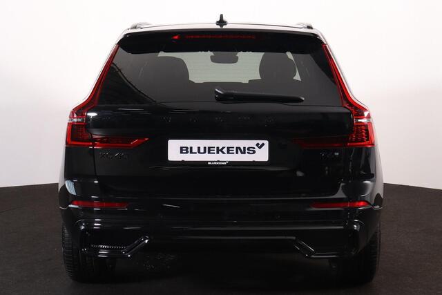 Volvo XC60 T6 Recharge AWD Plus Black Edition - Panorama/schuifdak - IntelliSafe Assist & Surround - 360º Camera - Harman/Kardon audio - Adaptieve LED koplampen - Verwarmde voorstoelen, stuur & achterbank - Parkeersensoren voor & achter - Elektr. bedienb. voorstoele