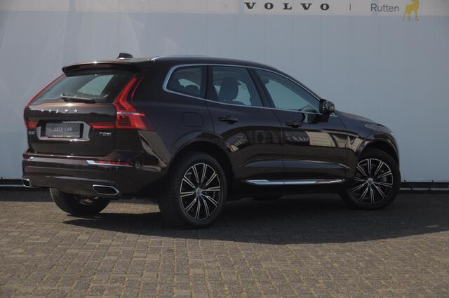 Volvo XC60 T8 390PK Automaat Recharge AWD Inscription / Head up display / Leer dashboard / Trekhaak / BLIS / Adaptieve cruise control / Panoramadak / Apple carplay / Parkeersensoren met camera / Elektrische achterklep / Elektrische stoelen met geheugen / Stoel en st