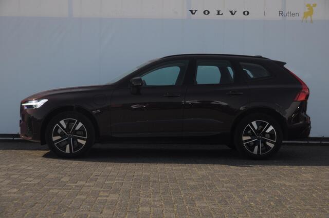 Volvo XC60 T6 350PK Automaat AWD Plus Dark / Trekhaak / BLIS / Adaptieve cruise control / Panoramadak / Apple carplay / Parkeersensoren met camera / Elektrische achterklep / Elektrische stoelen met geheugen / Stoel en stuurwielverwarming