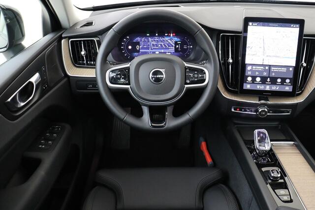 Volvo XC60 II T6 PLUG-IN HYBRID AWD ULTRA DARK -PANO.DAK|HARMAN/KARDON|360°CAM|HEAD-UP DISP.|POWER-SEATS|ADAP.LED|TREKHAAK|20"