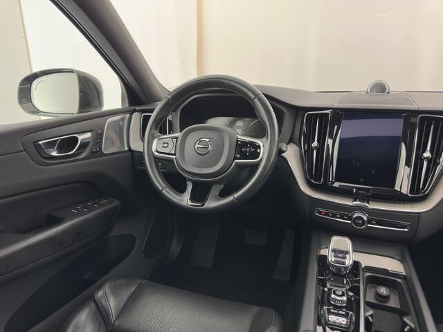 Volvo XC60 2.0 T8 Twin Engine AWD Inscription (INCL-BTW) *PANO | HEAD-UP | LEATHER | FULL-LED | BOWERS&WILKINS | MEMORY-PACK | BLINDSPOT | DIGI-COCKPIT | HEATED-COMFORTSEATS | TOPVIEW | NAVI-FULLMAP | ECC | PDC | 20''ALU | TOWBAR*