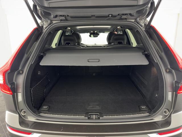 Volvo XC60 2.0 T8 Twin Engine AWD Inscription (INCL-BTW) *PANO | HEAD-UP | LEATHER | FULL-LED | BOWERS&WILKINS | MEMORY-PACK | BLINDSPOT | DIGI-COCKPIT | HEATED-COMFORTSEATS | TOPVIEW | NAVI-FULLMAP | ECC | PDC | 20''ALU | TOWBAR*