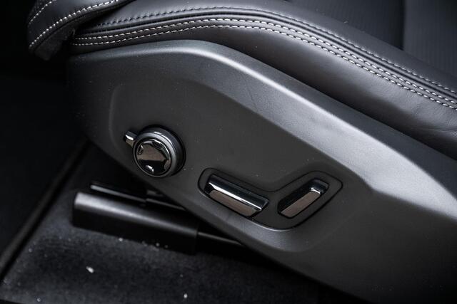 Volvo XC60 2.0 T8 Plug-in hybrid AWD Ultra Dark Executive Edition | Heico Body Kit | Heico Selected Level | 22" | Spacers V+A | Gelamineerd Glas | Bowers & Wilkins | Stoelmassage & Ventilatie |