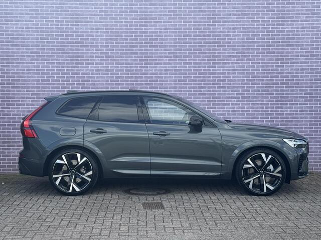 Volvo XC60 2.0 T8 Plug-in hybrid AWD Ultra Dark Exec. Ed. Edition | Luchtvering | 22" | Gelamineerd Glas | Bowers & Wilkins | Stoelmassage & Ventilatie | MY '27 |