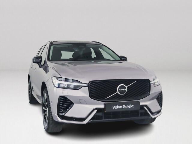 Volvo XC60 T6 Plug-in hybrid AWD Ultra Dark | SOH 100% | Panoramadak | 360° camera | Harman Kardon | Head-up Display | Stoel- en Stuurverwarming | Trekhaak