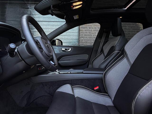 Volvo XC60 2.0 T6 Plug-in hybrid AWD Plus Dark | Pano | 20"| Pilot | Topview | H/K Hifi | Memo 2x | Blis |