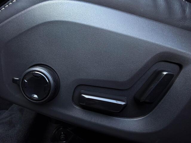 Volvo XC60 2.0 T6 Plug-in hybrid AWD Plus Dark | Pano | 20"| Pilot | Topview | H/K Hifi | Memo 2x | Blis |