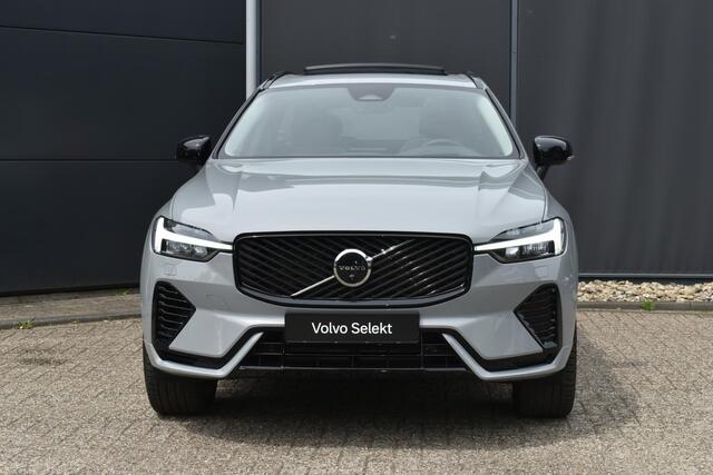 Volvo XC60 T6 Plug-in hybrid AWD Ultra Dark | Luchtvering | Trekhaak | Panoramadak | 360 graden camera | Head up display | Verwarmbare voorstoelen stuurwiel en achterbank | Adaptieve cruise control |