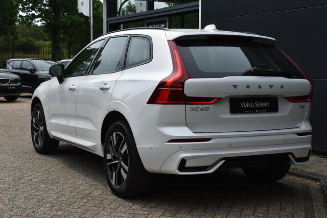 Volvo XC60 T6 Plug-in hybrid AWD Plus Dark | Allseason banden | Panoramadak | Trekhaak | 360 graden camera | Verwarmbare voorstoelen en achterbank | Head up display | Stoel-/Stuurwiel verwarming | Premium audio by Harman Kardon