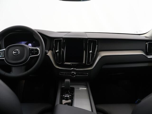 Volvo XC60 2.0 Recharge T6 AWD R-Design | Panoramadak | Elek. stoelen met Geheugen | HUD | Navigatie | Stoelverwarming | 360° Camera | DAB | Apple Carplay/Android Auto | LED | Cruise Control Adaptief |