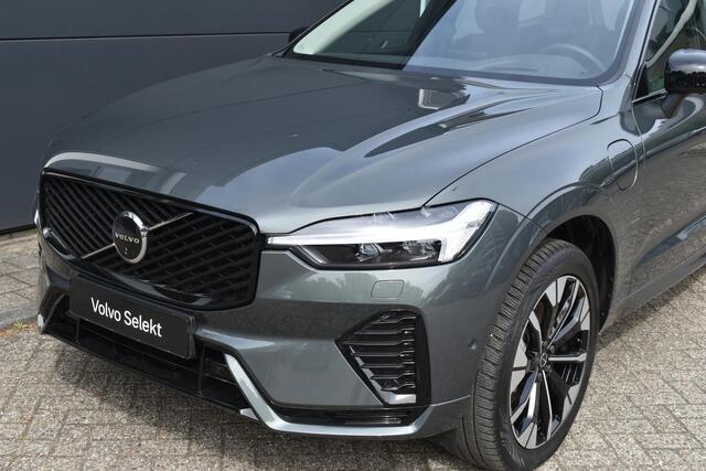 Volvo XC60 T6 Plug-in hybrid AWD Ultra Dark | Trekhaak | Panoramadak | Head up display | 360 graden camera | Verwarmbare voorstoelen stuurwiel en achterbank | Premium audio by Harman Kardon |