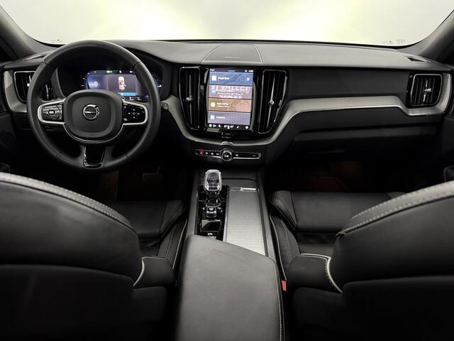 Volvo XC60 2.0 T6 Plug-in hybrid AWD Plus Dark Panoramadak, 360 Camera, Navi, Harman/Kardon, Memory stoelen, Elektrische achterklep, Stoel/Stuur verwarming