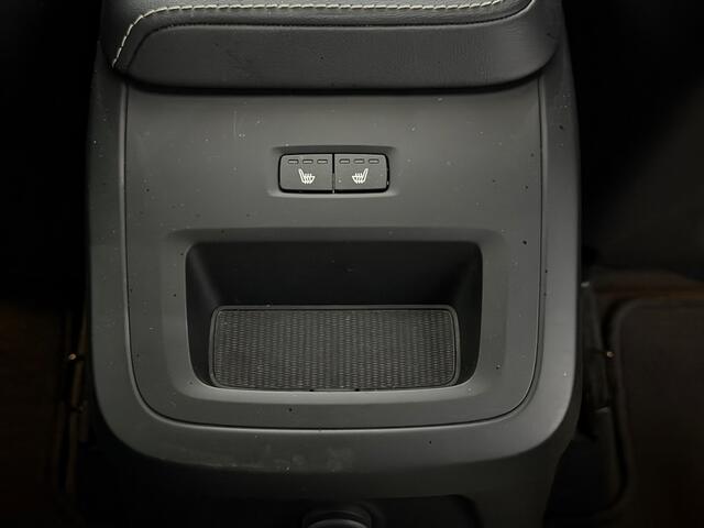 Volvo XC60 2.0 T6 Plug-in hybrid AWD Plus Dark Panoramadak, 360 Camera, Navi, Harman/Kardon, Memory stoelen, Elektrische achterklep, Stoel/Stuur verwarming