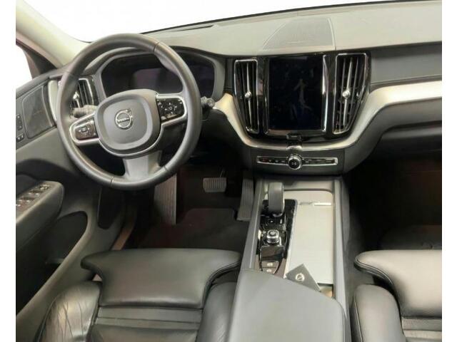 Volvo XC60 2.0 T8 Plug-in hybrid AWD Ultimate Dark Panoramadak - Adaptieve Cruise Control - Harman kardon - Stoelverwarming voor/achter - Stuurwielverwarming - Stoelen voor elektrisch verstelbaar -