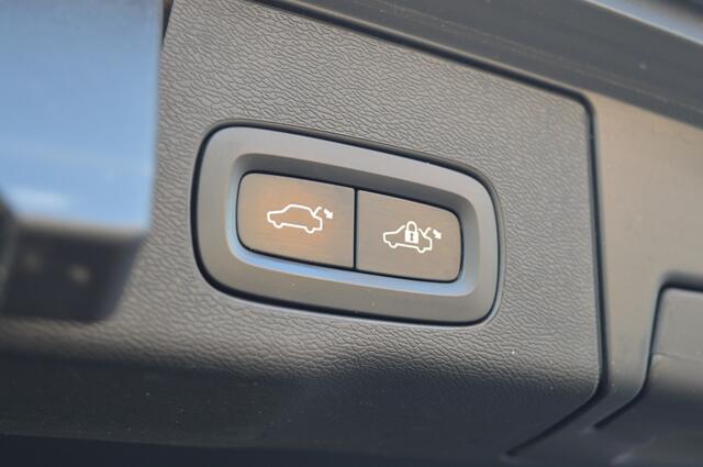 Volvo XC60 2.0 T5 AWD Inscription | AUT - LEDER