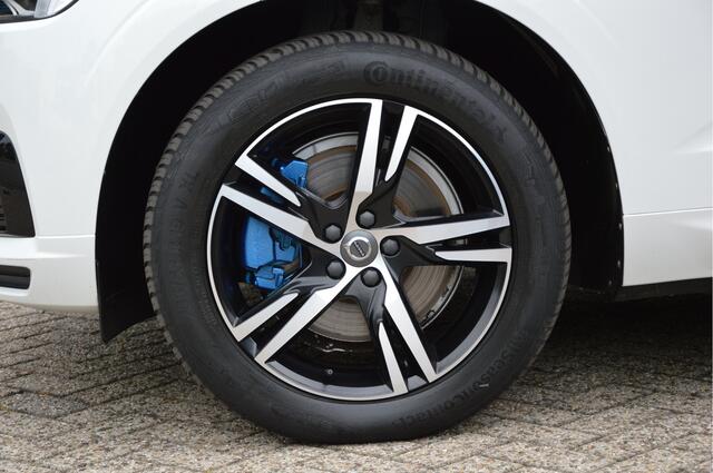 Volvo XC60 2.0 Recharge T8 AWD R-Design