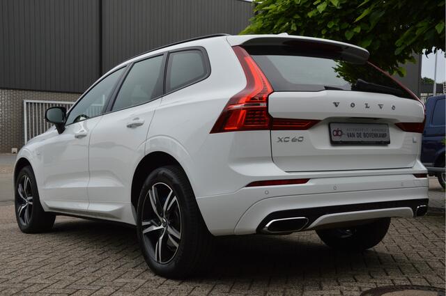 Volvo XC60 2.0 Recharge T8 AWD R-Design