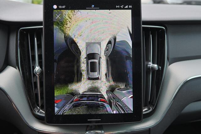 Volvo XC60 T8 Recharge AWD Plus Black Edition - Panorama/schuifdak - IntelliSafe Assist & Surround - 360º Camera - Harman/Kardon audio - Adaptieve LED koplampen - Verwarmde voorstoelen, stuur & achterbank - Parkeersensoren voor & achter - Elektr. bedienb. voorstoele