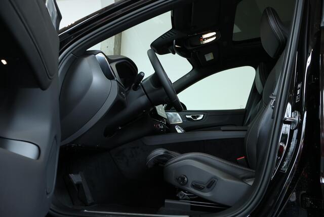 Volvo XC60 T8 Plug-in hybrid AWD Ultra Black Edition | Luchtvering | Bowers & Wilkins Premium Audio | Verwarmbare voorstoelen met massage en ventilatie | 360° Parkeercamera | Parkeersensoren voor + achter | Google Infotainment | Parkeerverwarming | Nieuw Model | Nap