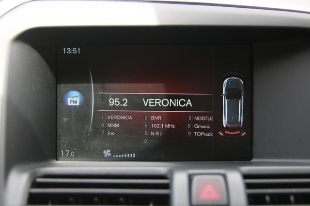 Volvo XC60 2.0 T5 FWD Ocean Race