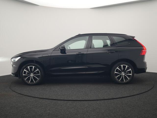 Volvo XC60 T8 AWD R-Design LONG RANGE PHEV 455pk Dealer O.H. | Trekhaak Af Fabriek | Panodak | Lederen Sportstoelen Memory & Verwarmd | Stuur Verwarmd | Keyless | Apple Carplay | Google Assistent | DAB | 20"L.M | Cruise Control | Plug In Hybrid |