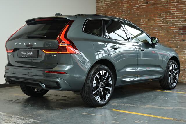 Volvo XC60 T8 Plug-in hybrid AWD Ultra Dark | Luchtvering | Nappa Lederen Bekleding | Stoel Massage | Stoelventilatie | Semi-Electrische Wegklapbare Trekhaak | 360° Parkeercamera | Parkeersensoren voor + achter | Parkeerverwarming |
